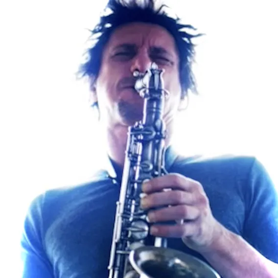 DeniSax - Un SAXOPHONE  LIVE pour vos SOIREES !!    